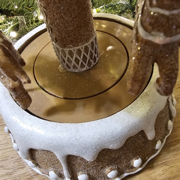Christmas Gingerbread Carousel musical Light Up and Horses...